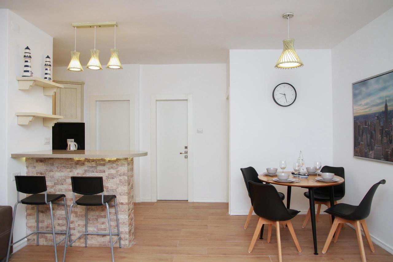 Apartments4You Betti Bat Yam Εξωτερικό φωτογραφία