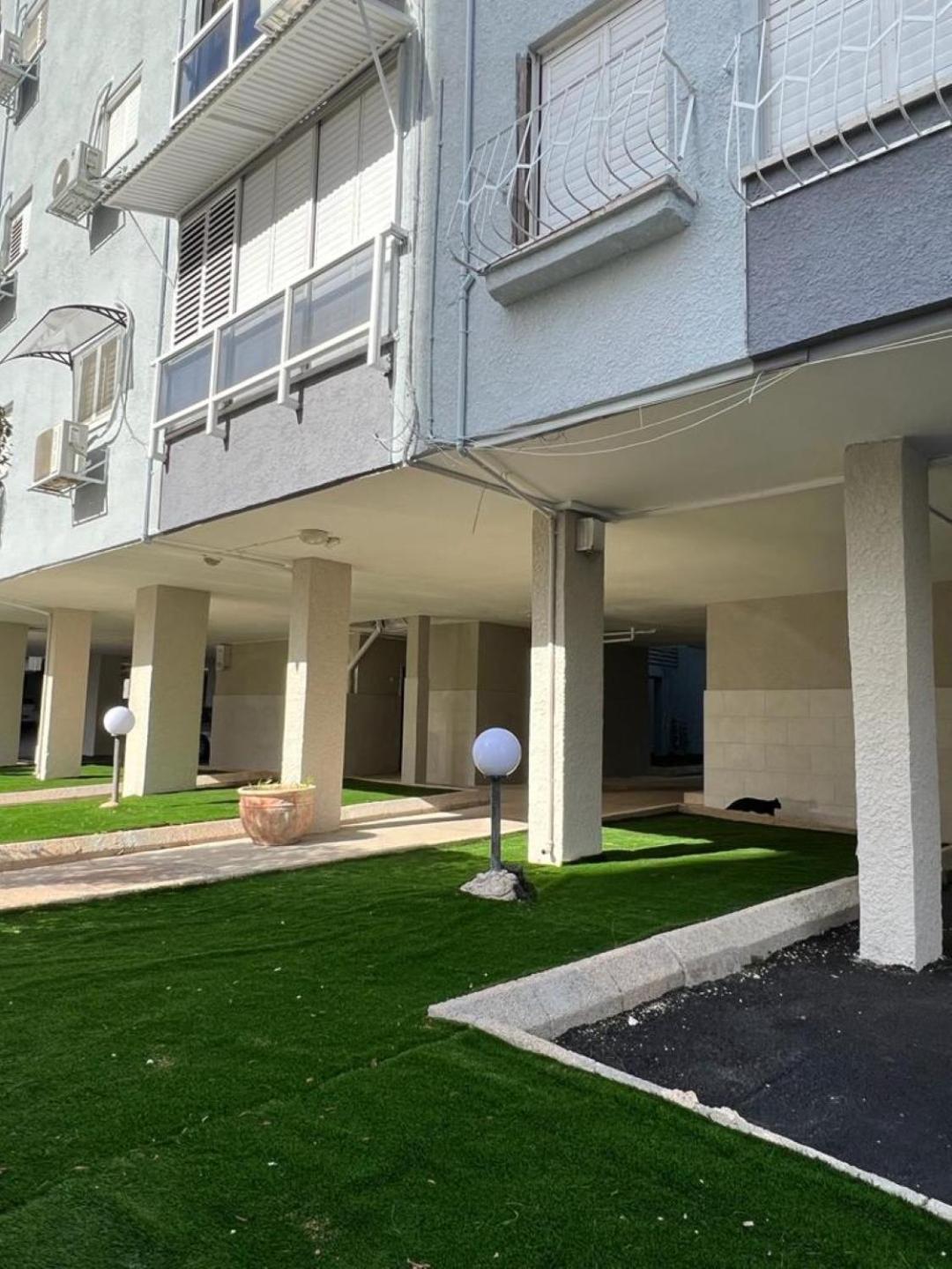 Apartments4You Betti Bat Yam Εξωτερικό φωτογραφία